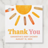 Hier kommt das Sun Baby Shower Square Geschenkanhänger (Vorderseite)