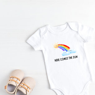 Hier kommt der Rainbow Baby Bodysuit Strampler