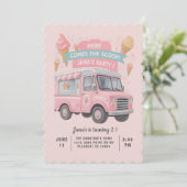 Hier kommt der Scoop! Pink Ice Creme Truck Einladung (Stehend Vorderseite)
