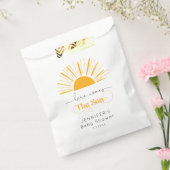 Hier kommt die Babydusche-Liebling Geschenktütchen (Versiegelt)