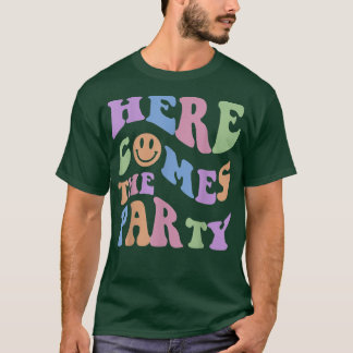 Hier kommt die Blume Gi des Brautringers T-Shirt