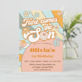 Hier kommt die Sonne Regenbogen 1. Geburtstag Einladung (Stehend Vorderseite)