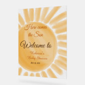 Hier kommt die Sonnensonnendusche mit gelbem Gelbs Acrylschild (Winkel)