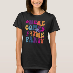 Hier kommt Junggeselinnen-Abschied Funny Bride Par T-Shirt