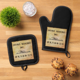 Hier sind Drachen Ofenhandschuh & Topflappen-Set