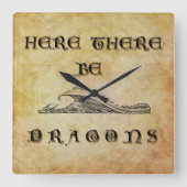 Hier sind Drachen Quadratische Wanduhr (Vorderseite)