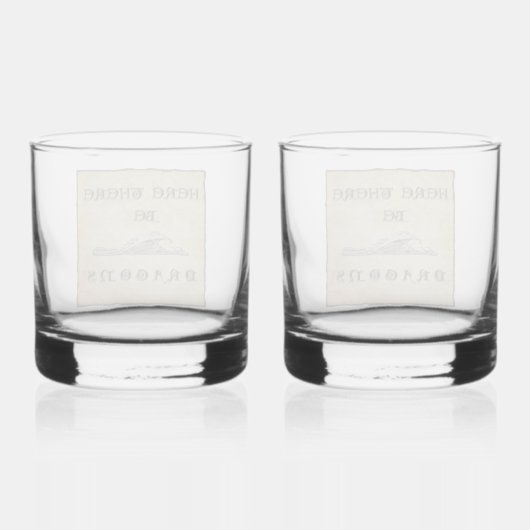 Hier sind Drachen Whiskyglas (Rückseite)