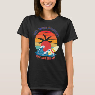 Hier surfen die Sonne Retro 60er verblasst Sommer  T-Shirt