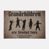 Hier werden Großkinder verwöhnt Fußmatte (Vorderseite)