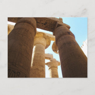 Hieroglyphen auf Säulen auf den Tempeln von Karnak Postkarte
