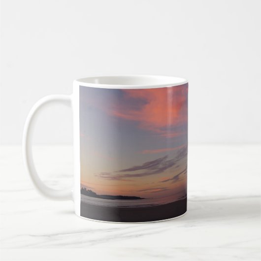 Higgins Beach Sunrise mit zwei rosa Wolken Kaffeetasse (Links)