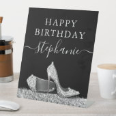 High Heel Shoel Black and Silver Glitzer Geburtsta Sockelschild (In Situ)