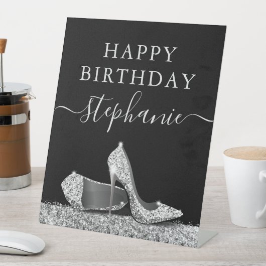 High Heel Shoel Black and Silver Glitzer Geburtsta Sockelschild (In Situ)