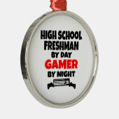 High School Freshman by Day Gamer by Night Silbernes Ornament (Rechts)