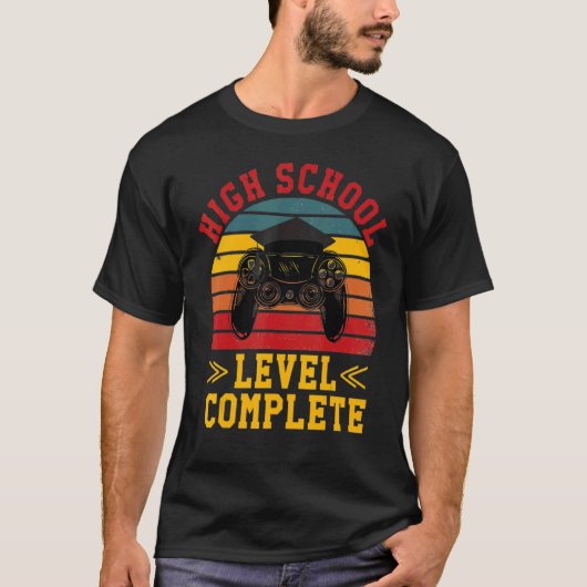 High School Gamer Abschluss High School Com T-Shirt (Vorderseite)
