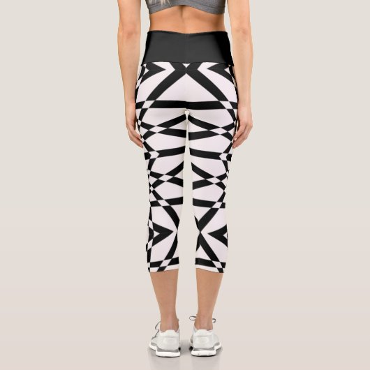 High Waisted Capris with black stripe pattern (Rückseite)