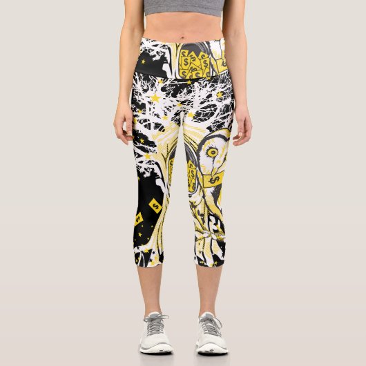 High Waisted Yoga Capris – Owl Abstract (Vorderseite)
