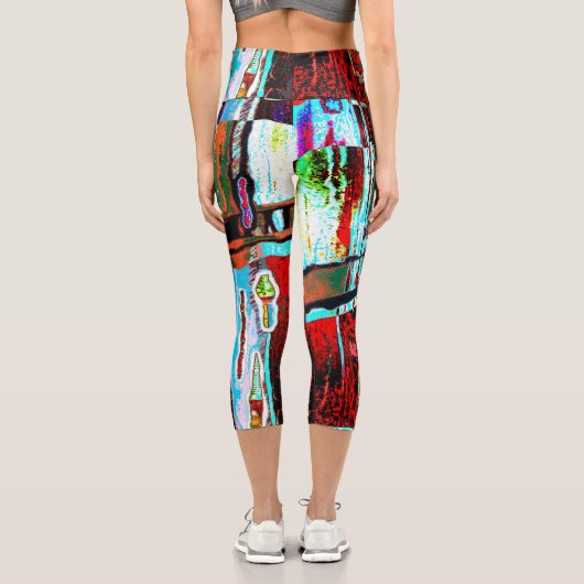 High Waisted Yoga Capris – Reflection Abstract (Rückseite)