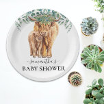 Highland Cow Calf Baby Dusche Eucalyptus Pappteller<br><div class="desc">Dieses Design kann in dem Bereich personalisiert werden, der durch das Ändern des Fotos und/oder Textes zur Verfügung gestellt wird. Sie können auch angepasst werden, indem Sie auf Vorlage personalisieren klicken und dann auf die Schaltfläche klicken, um weitere Optionen anzupassen, um die Hintergrundfarbe zu löschen oder zu ändern, Text hinzuzufügen,...</div>