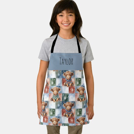Highland Cow Christmas Cook Crew Personalized Kids Schürze (Insitu)