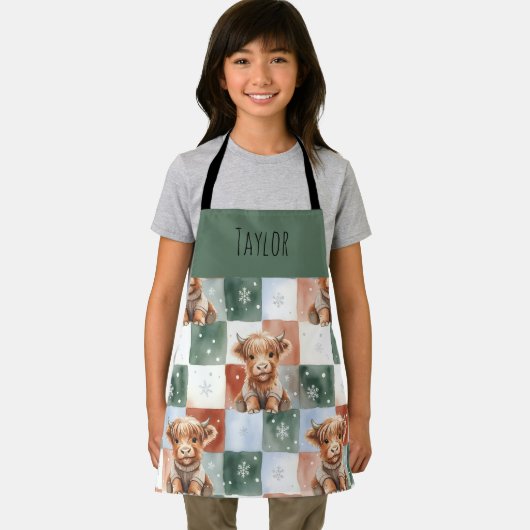 Highland Cow Christmas Crew Personalized Kids Schürze (Insitu)