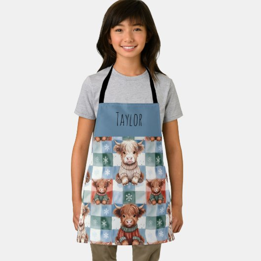 Highland Cow Christmas Crew Personalized Kids Schürze (Insitu)