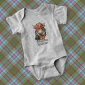 Highland Cow mit Anderson Tartan Scarf Baby Strampler