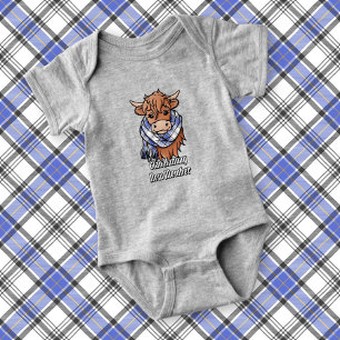 Highland Cow mit Hannay Tartan Scarf Baby Strampler