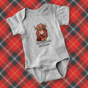 Highland Cow mit Marjoribanks Tartan Scarf Baby Strampler