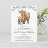 Highland Cow Sage Boho Greenery Baby Shower Einladung (Stehend Vorderseite)