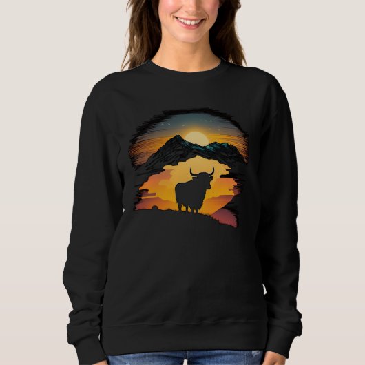 Highland Cow Scottish Cattle Sunset Sweatshirt (Vorderseite)