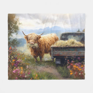 Highland-Kuh frisst Heu Fleecedecke