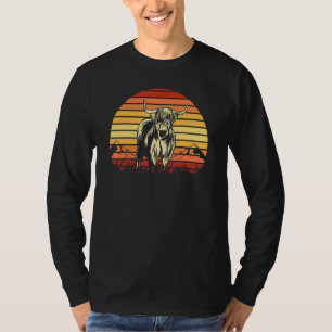 Highland Scottish Bull Horns Retro Vintag Sunset T-Shirt
