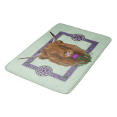 Highland Scottish Cow Lila Celtic Knot Work Badematte (Schrägansicht)