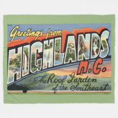 Highlands NC Retro Postcard Fleece Throw (Vorderseite (Horizontal))