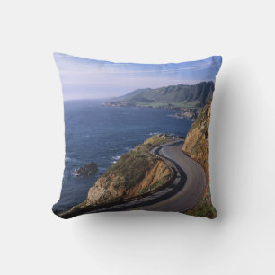 Highway 1 entlang der kalifornischen Küste nahe Kissen