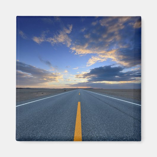 Highway at Sunrise Day Magnet (Vorne)