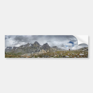 Hiker under the MInarets - Sierra Autoaufkleber