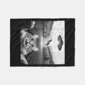 Hilarious Cat Selfie Ufo Cow Abduction Alien Meme  Fleecedecke (Vorderseite (Horizontal))
