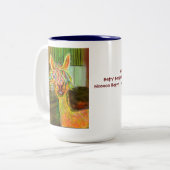 Hilda-Alpaka mit der Geschichten-Tasse Zweifarbige Tasse (Vorderseite Links)