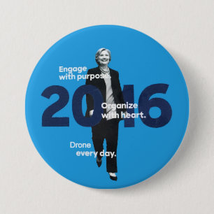 Hillary (Drohne jeder Tag) Button