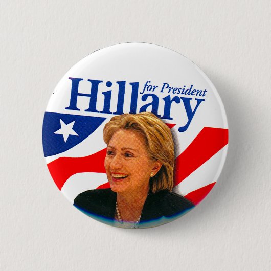 Hillary - Knopf Button (Vorderseite)