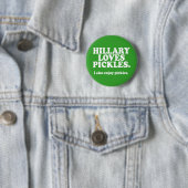 Hillary-Lieben Pickes V2 Button (Beispiel)