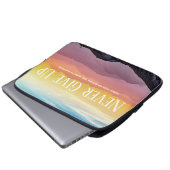 Hills Landschaft Regenbogenfarben Motivation Zitat Laptopschutzhülle (Vorne Knopf)