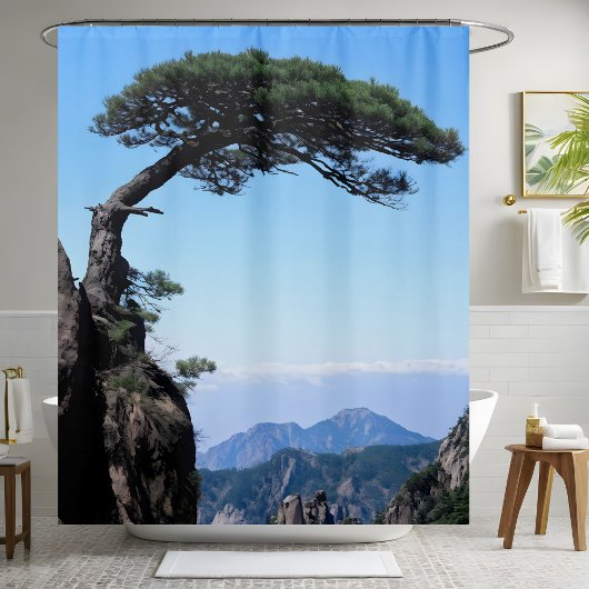 Hillside Ferne Pine Tree Landschaft am Berg Duschvorhang