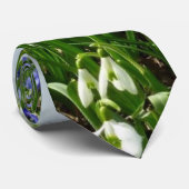 Hillside of Early Spring Flowers Landscape Krawatte (Gerollt)