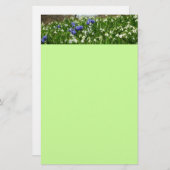 Hillside of Early Spring Flowers Landschaft Briefpapier (Vorne/Hinten)