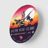 Hilton Head Leuchtturm SC Retro Sunset Souvenirs Runde Wanduhr (Winkel)