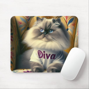 Himalayan Diva Cat auf einem Stuhl Mousepad