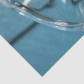 Himbeercreme Nachtisch mit Minze und Fruchtsaft Seidenpapier (Ausschnitt)